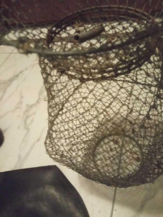 Продавам рибарски такъми-- плавници, живарник и други