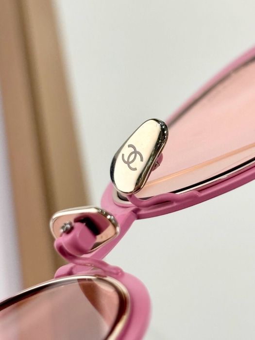Ochelari de soare Chanel , calitate premium , pe comanda , noi