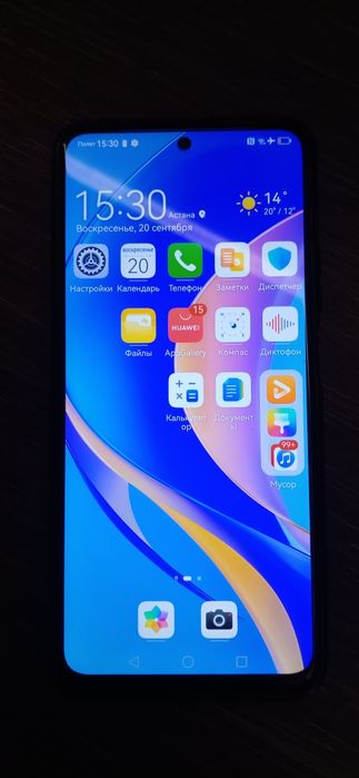 В продаже Смартфон В продаже смартфон Huawei nova Y90