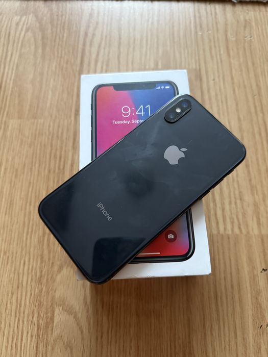 Обменяю iPhone X