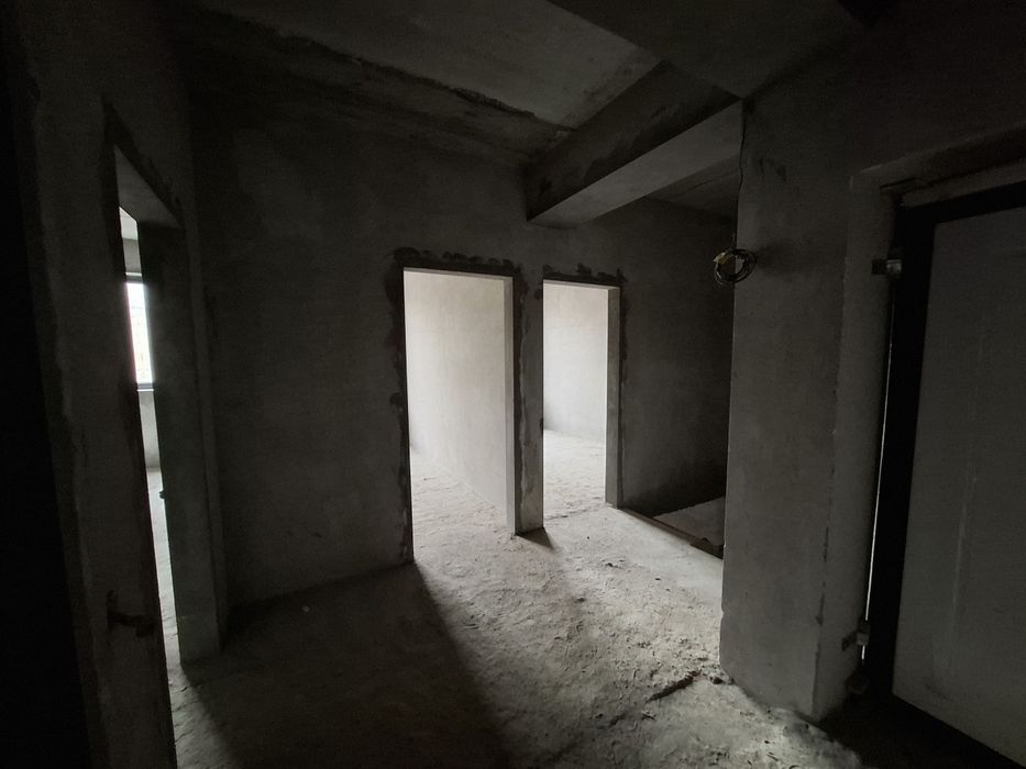 Srochna sotiladi dupleks dom