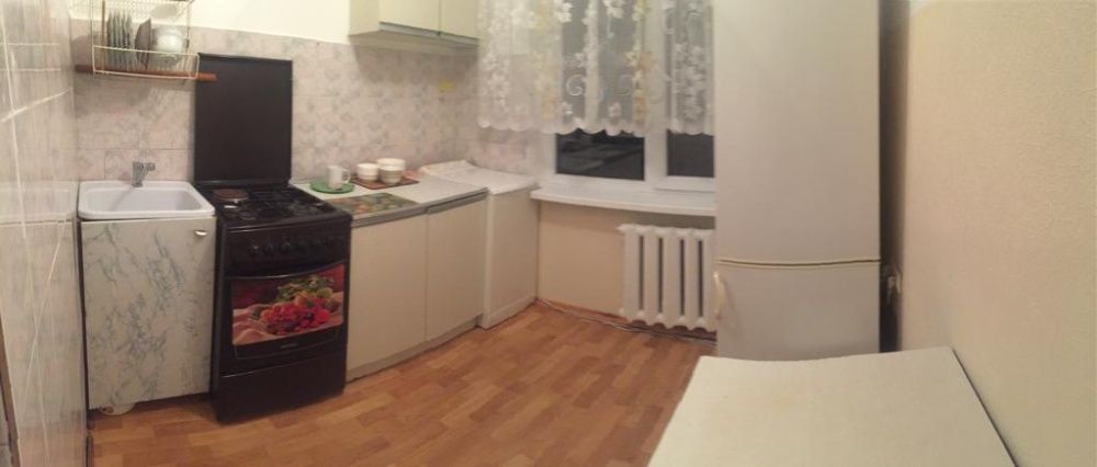 Ищем девушку на подселение  (метро Москва)