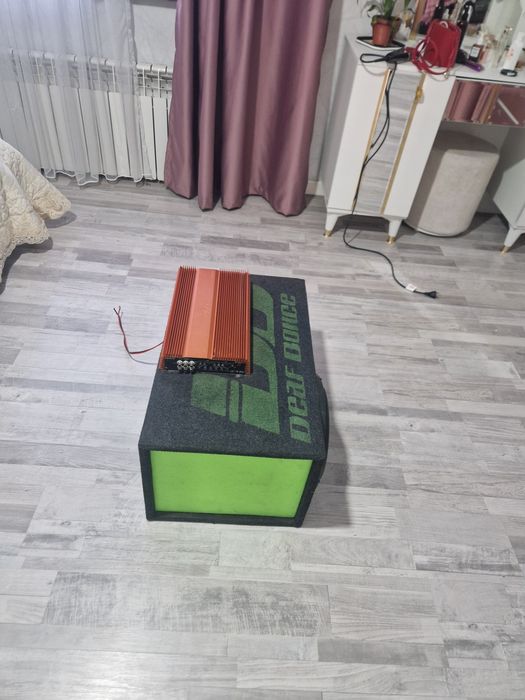 Савбуфер с усилительом , СРОЧНО