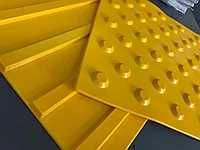 Тактильный плитки из ПВХ  taktilniy