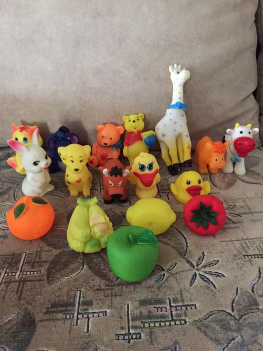 Продам игрушки детские