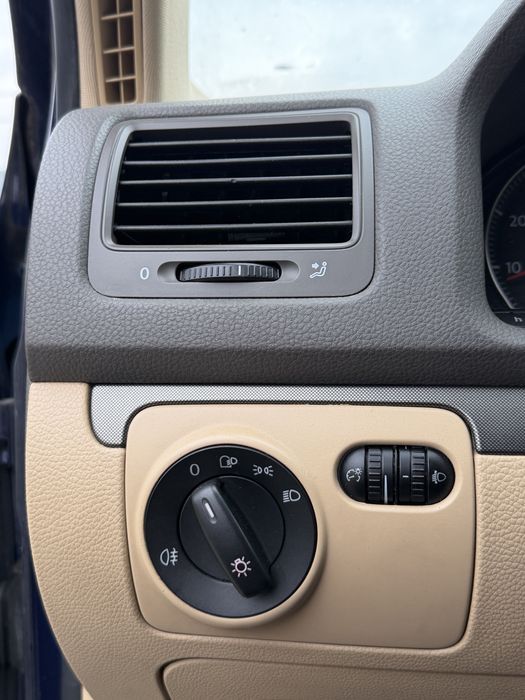 VW Jetta 2.0 FSI