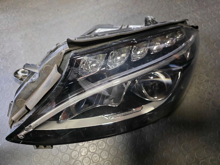 Необорудван фар за Mercedes C Class W205  - A 205 906 24 04