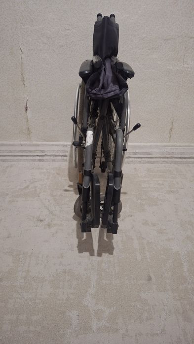 Инвалидная коляска