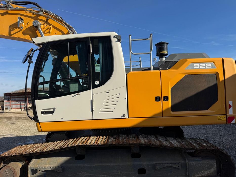 Excavator Liebherr 922