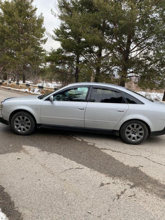 Продам машину Ауди А6