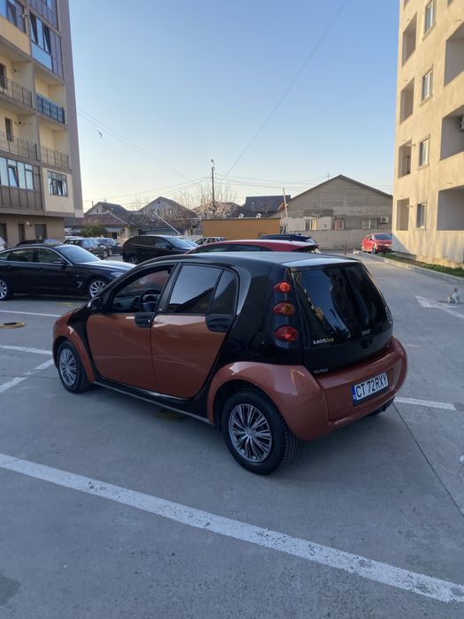 Smart For four an 2006 motor 1.3Benzina Acte valabile fiscal pe loc