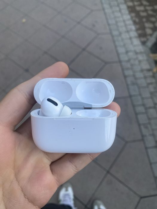 Airpods pro 2 левый наушник