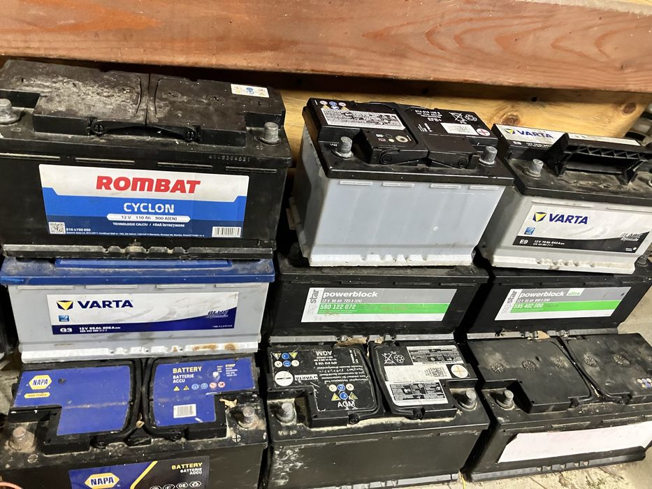 Baterii 12 v 100 amp aproape noi Germania