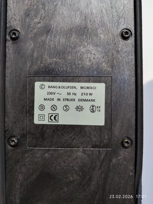 Boxe Bang & olufsen Beolab 8000. Made in Denmark