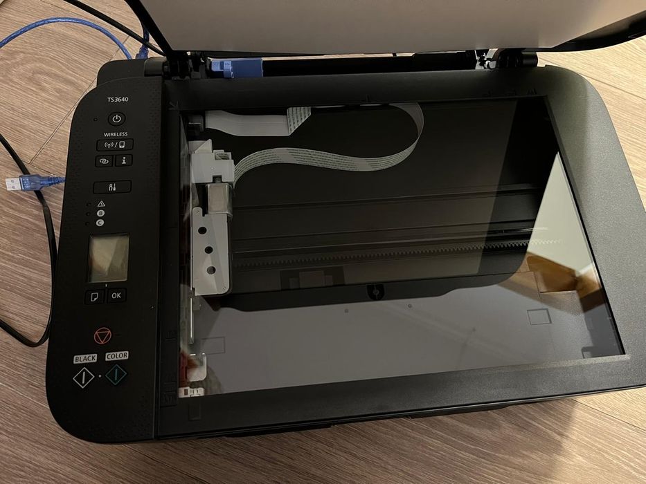 Продам принтер цветной Canon Pixma...