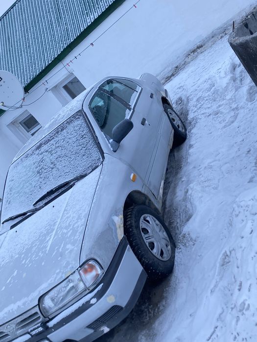 Продам нисан примера