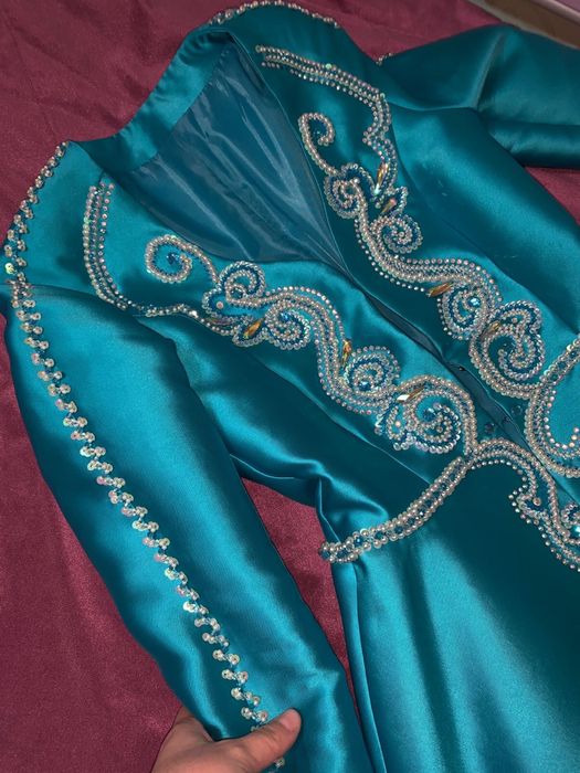 Продам нарядные этно камзол