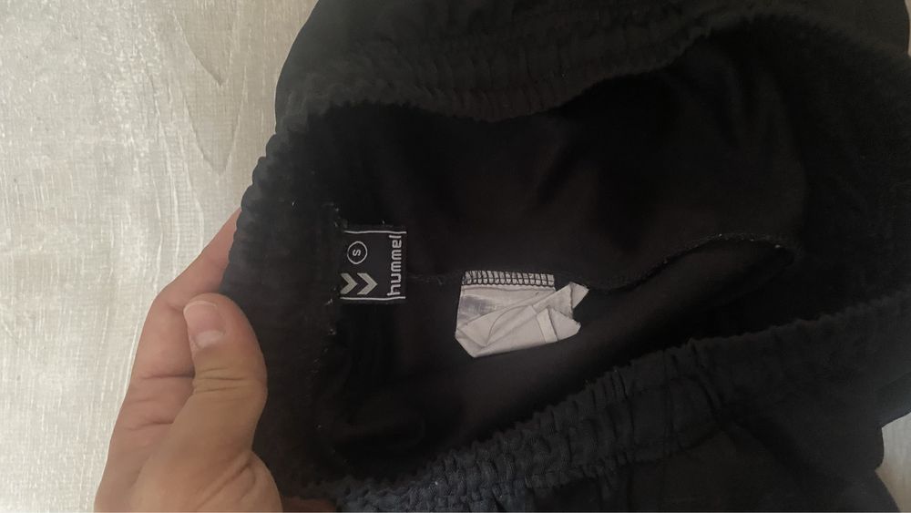 Hummel анцуг долнище S размер