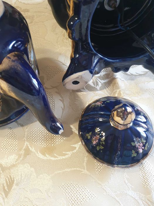 Голям порцеланов кобалтов самовар с чайник