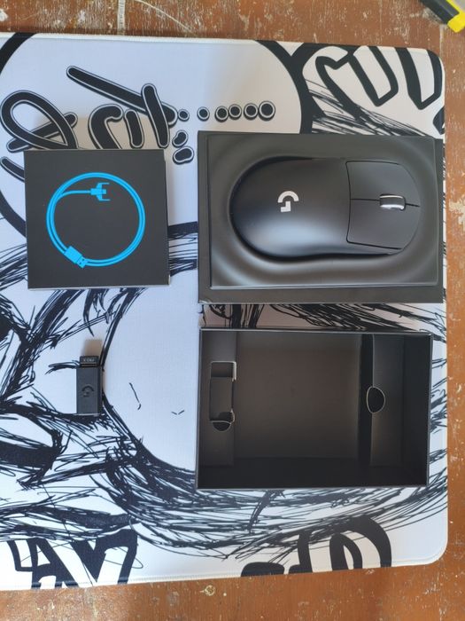 Беспроводная мышь Logitech Pro X Superlight