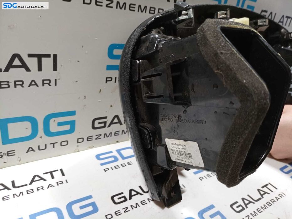Gura Grila Grile Aer Aerisire Ventilatie Centrala Bord Nissan Juke 1.5 DCI 2010 - 2014 Cod X12C-CPM-CTR-LH 68751-1KEOA 68750-1KEOA [M4290]