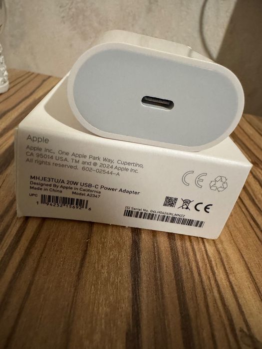 Iphone адаптер 20 w