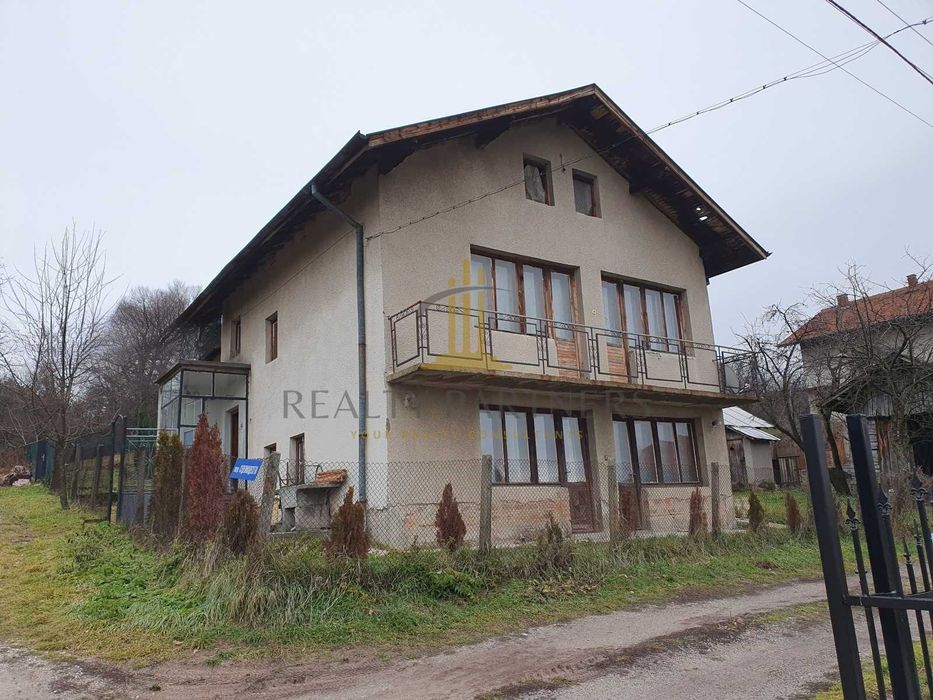 Продава се Къща в с. Люлин, Област Перник - 70 кв.м за 1572 €/кв.м - Снимка #3