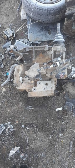 Аточасти за Пежо 406,Пежо Партнер, Форд Мондеои Ровер 75,стартери,дина