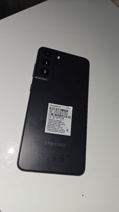Продаётся телефон s21 fe