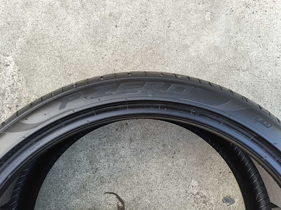 O anvelopa de vara 235 35 20 pirelli p zero pz4 profil 7 mm dot 2024