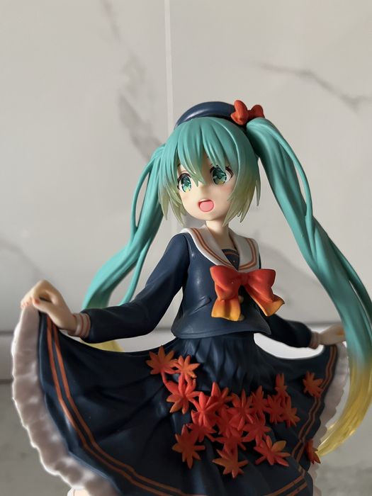 Фигурка Hatsune Miku Autumn ver.
