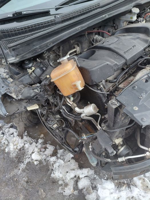 Автомобиль jac s5