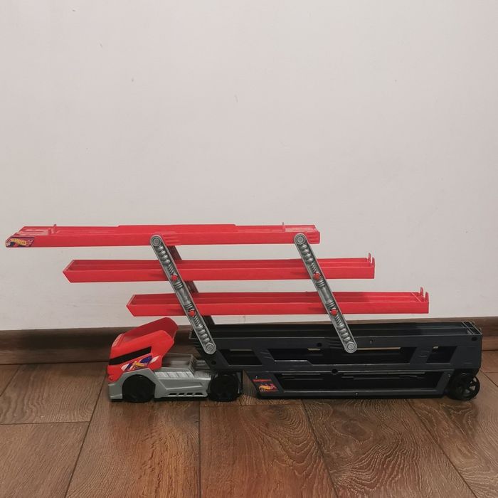 Hot wheels писти Автовоз и метални колички