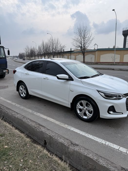 Onix premier 6 pozitciya full sotiladi