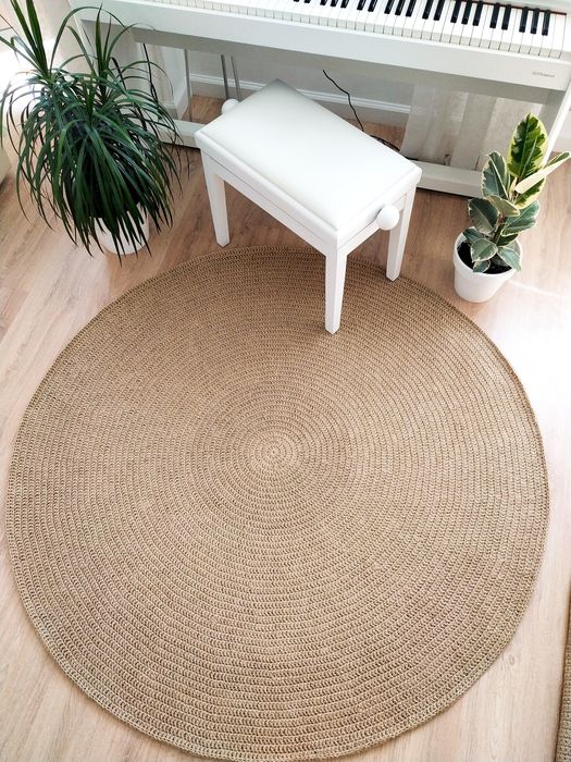 Ковер из джута ручной работы