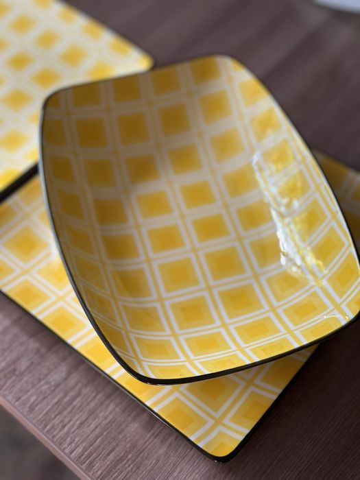 Новый набор тарелок