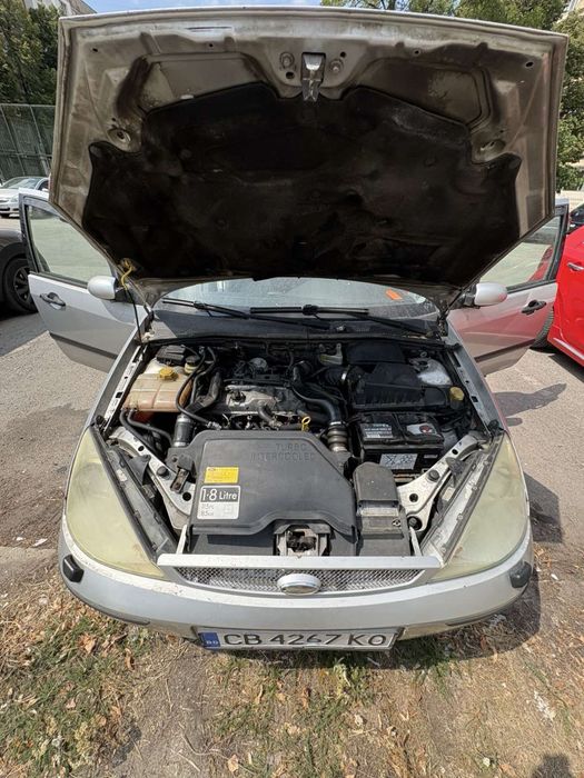 Продавам форд фокус 1.8 tdci