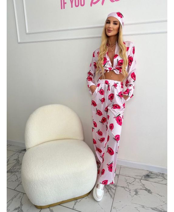 Комплект от три части от little black dress