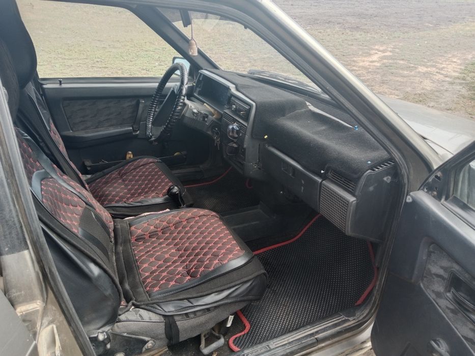 Продам ВАЗ 2109.