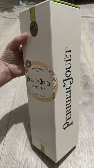 Шампанское сухое