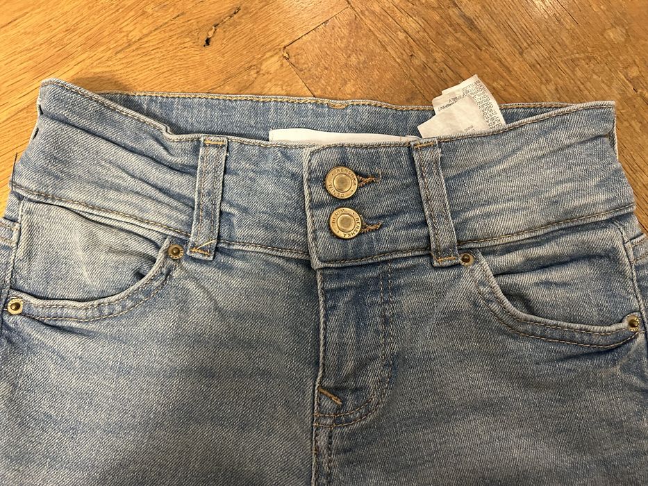 Дънки чарлстон (flared) Bershka