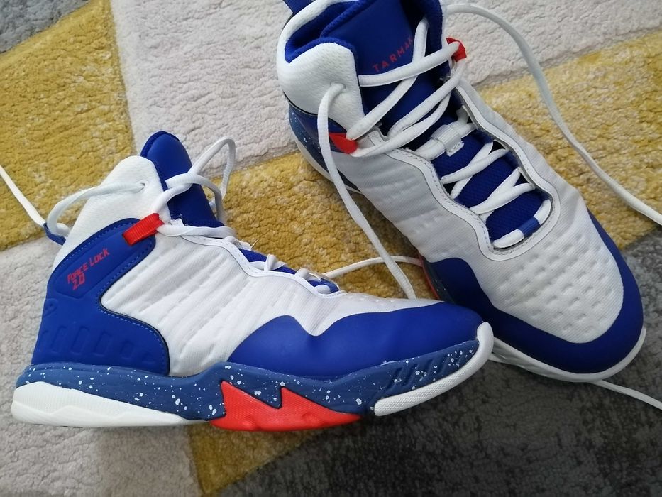 Vând ghete Tarmak 38