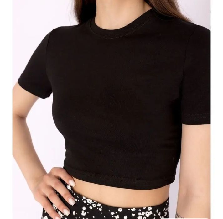 продам кроп топ в рубчик за 1 500