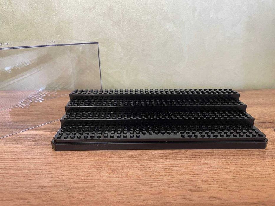 Бокс (витрина, контейнер) для LEGO минифигурок