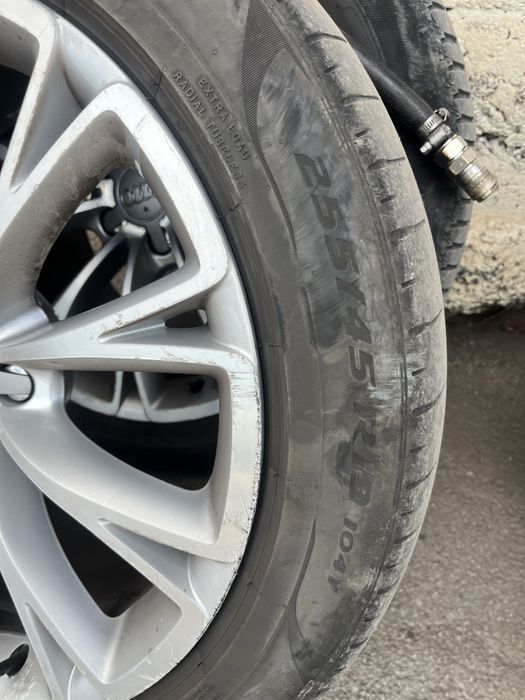 Джанти с гуми Ауди А8