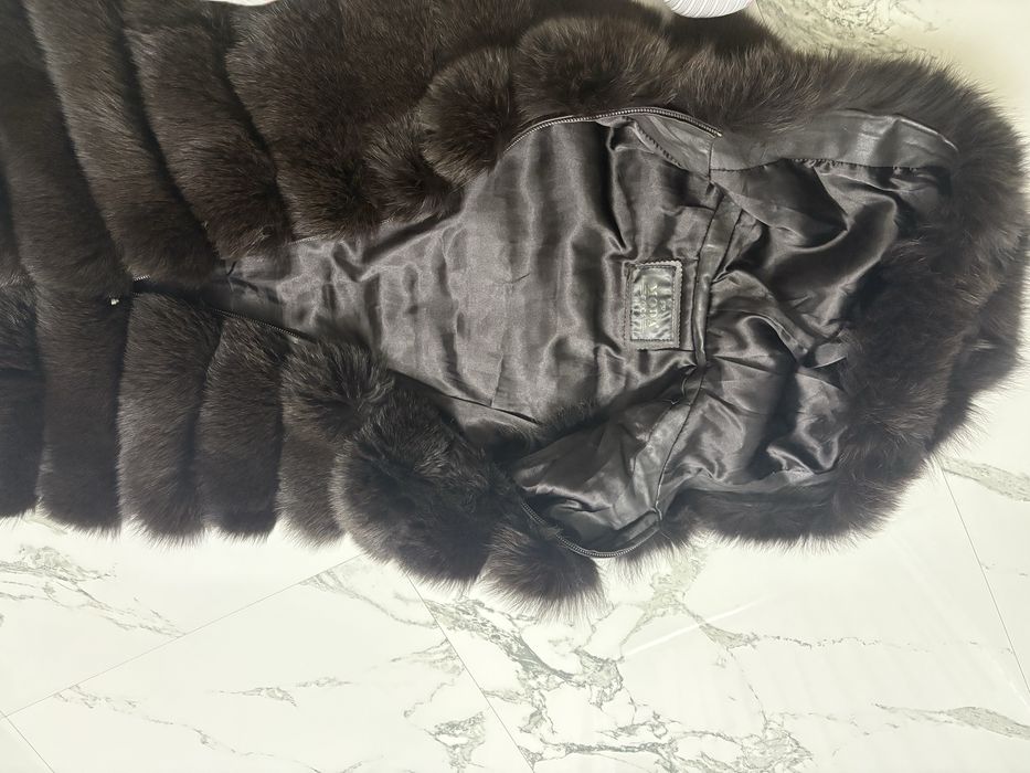 Vesta blana vulpe lunga cu gluga