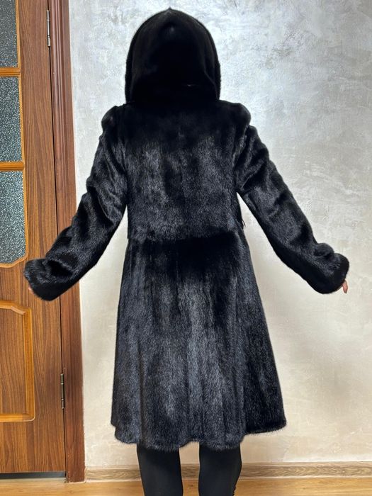 Шуба сатылады жаңа