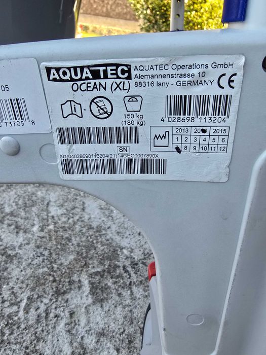 AQUATEC XL Ocean (до 180 кг) комбиниран стол за баня и тоалетна.