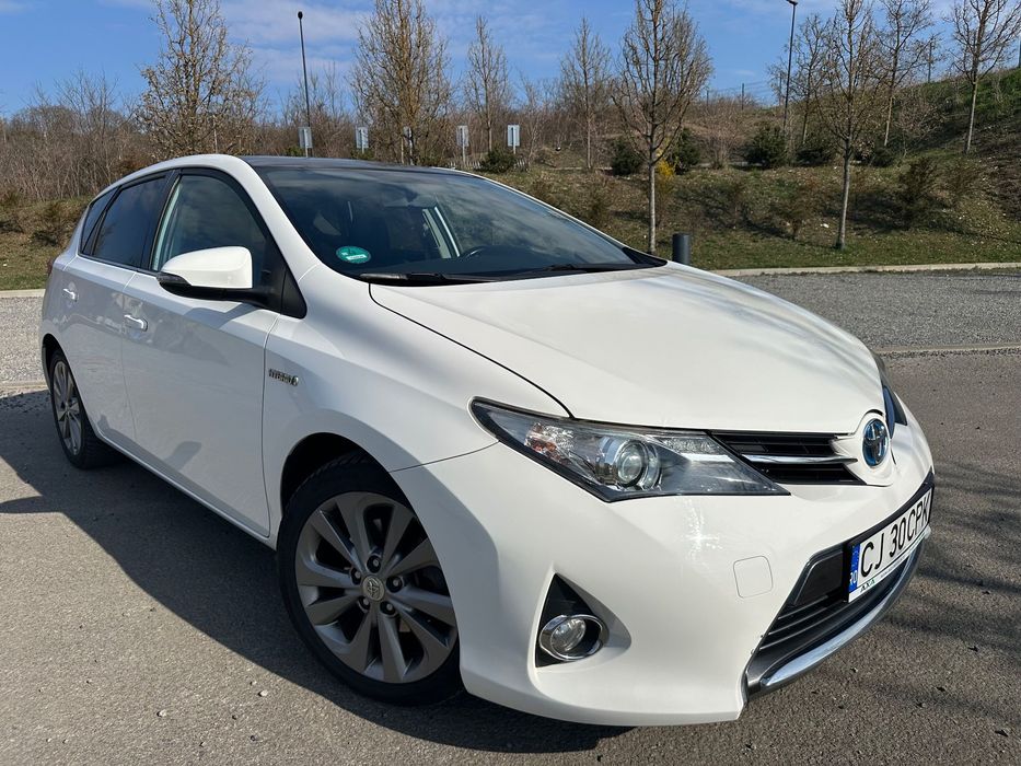 Toyota Auris ‼️Toyota Auris Hybrid / 2013 /
