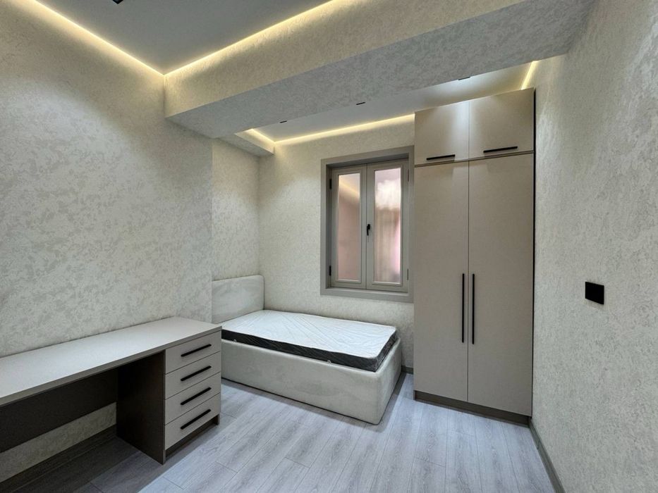 Продается 4 ком. Квартира площадью 112 кв.м. Адрес СамАвто